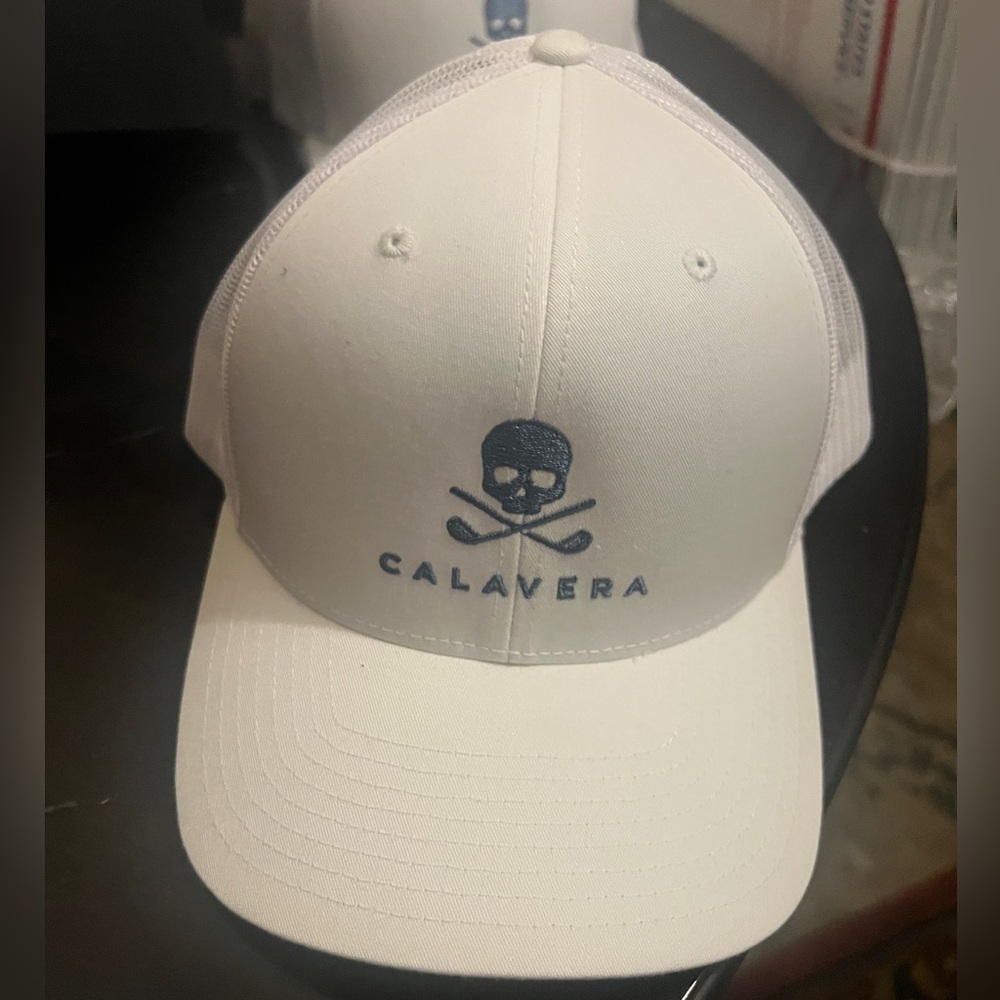 Men’s Golf Calavera White and Blue hat new